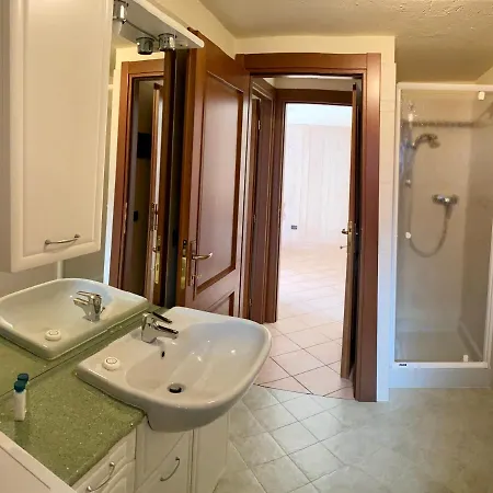 Апартаменты Alpino Ла-Саль